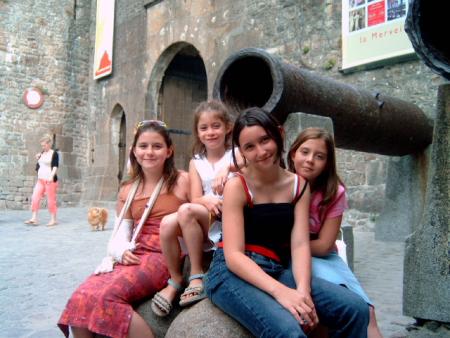 moi et mes 3 soeur au mont st michel